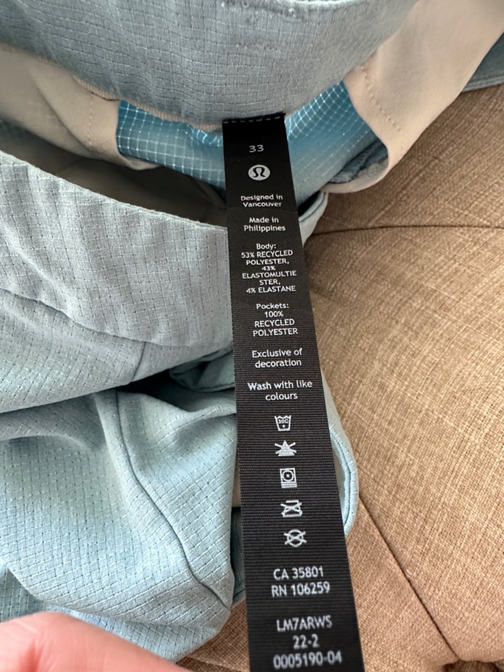 lululemon athletica Men’s Light Blue Chino-Style Shorts - Picture 5 of 5